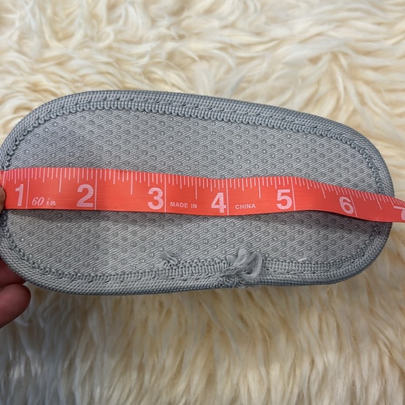 Joe Fresh Winter Bear Print Fluffy Baby Crib Booties in size XL - Picture 7 of 7